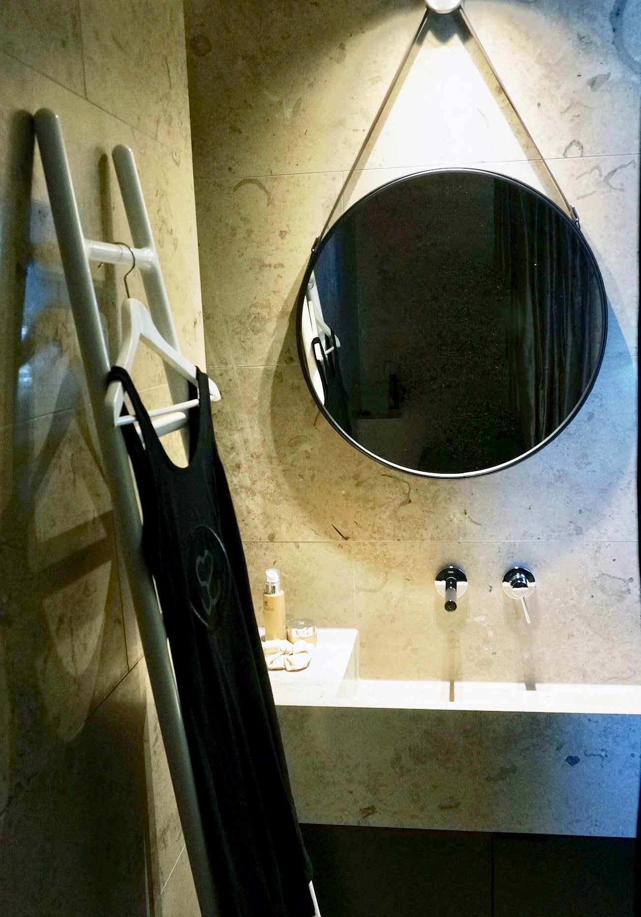 Is 'Bathleisure' a Thing? How to DIY a 'Spa' in your Bathroom with these 3 Easy Tips