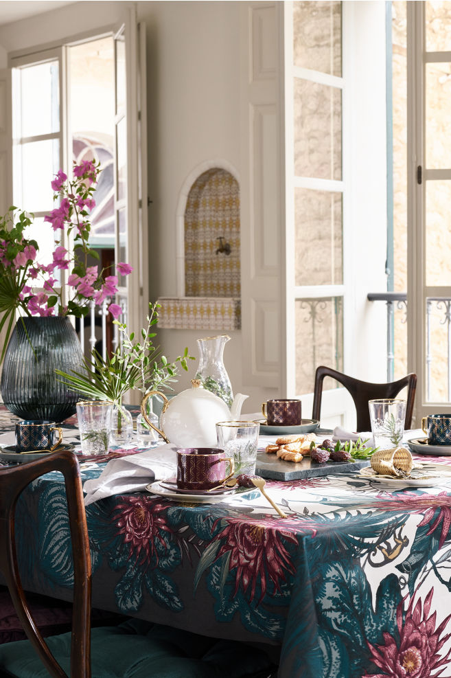 This H&M Table Cloth has Us in a Fall Mood with the 2018 'It' Color - Teal!