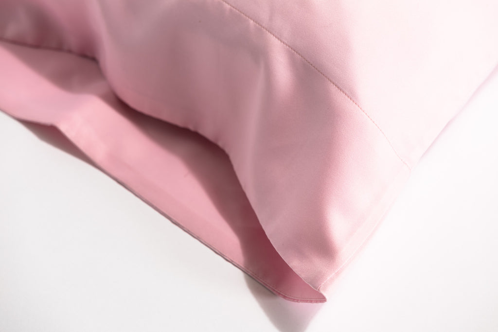'Vintage Rosé' Luxe Satin Pillowcase. Anti-aging, machine washable, with the bonus secret pocket.